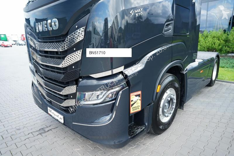Влекач Iveco 510