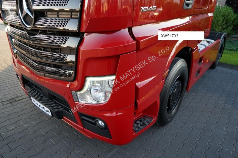 Влекач Mercedes ACTROS 1845 / MP5 / BIG SPACE /...