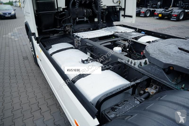 Cap tractor Volvo I-SHIFT