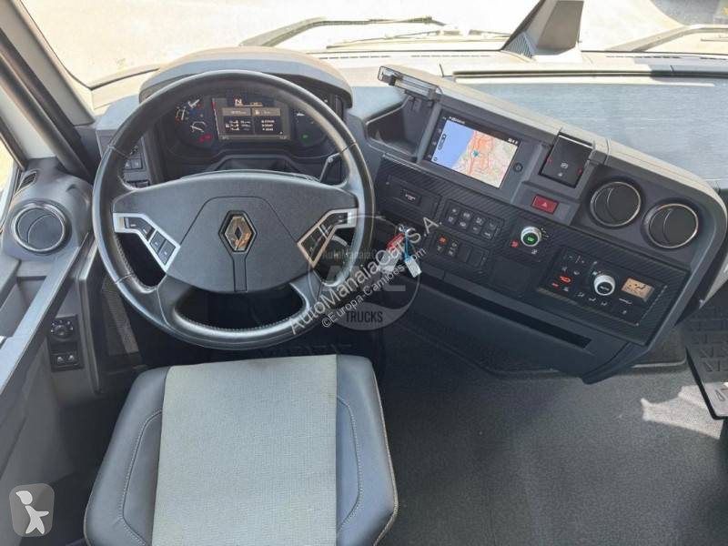 جرار Renault