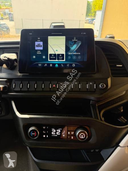 جرار Iveco