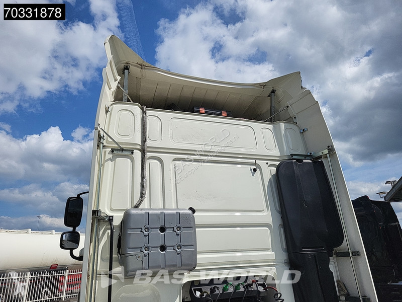Trekker DAF XF  4X2 Mega SC 2x Tanks Standklima...