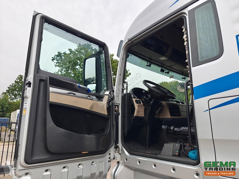 MAN TGX 18420 4x2 XL Euro6C - Retarder - Skirts...