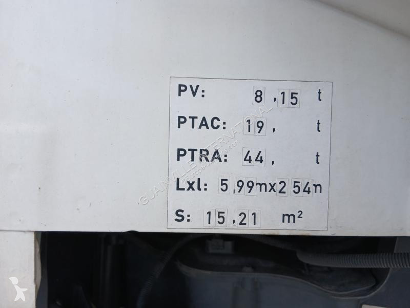 Tracteur Renault 520 Gamme T