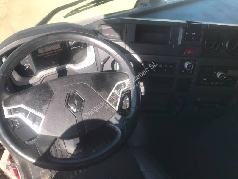 جرار Renault
