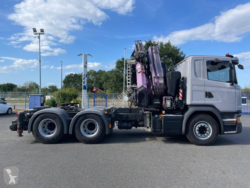 جرار Scania 490