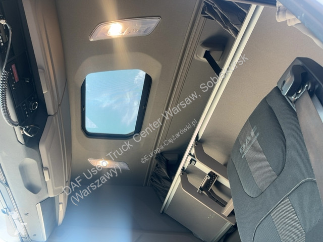 Tratores DAF XFn  FT 4X2