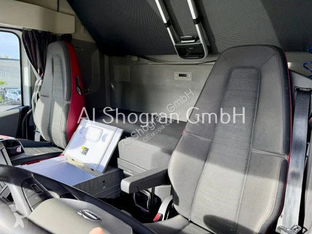 جرار Volvo 460 Globetrotter...
