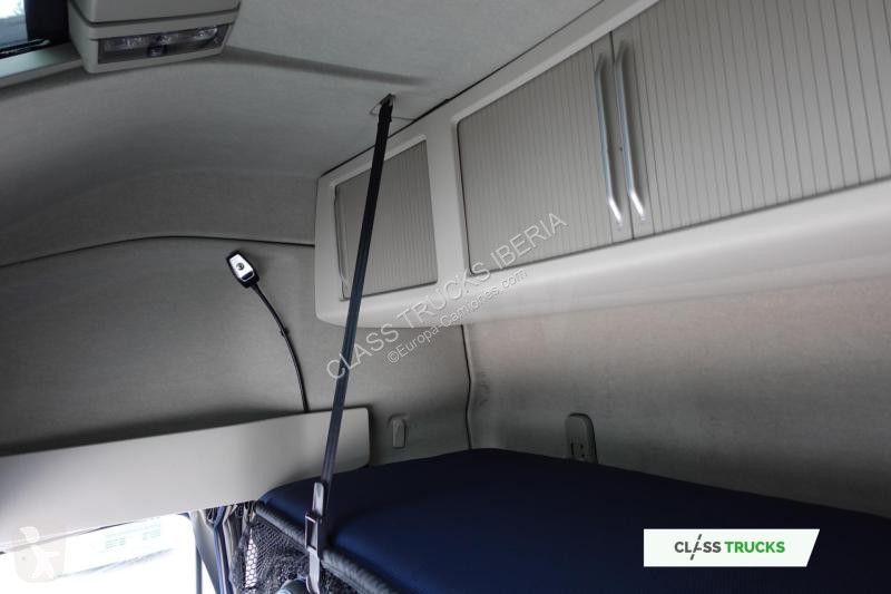 جرار Volvo 500 Globetrotter XL