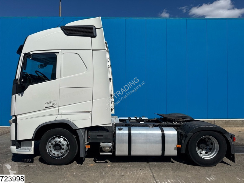 جرار Volvo 460 EURO 6