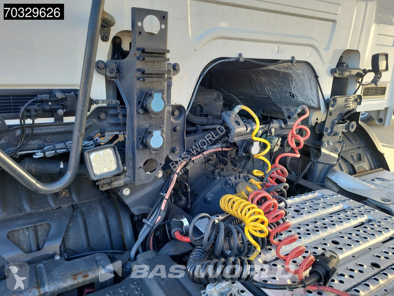 جرار Scania 360  4X2 Daycab Navi