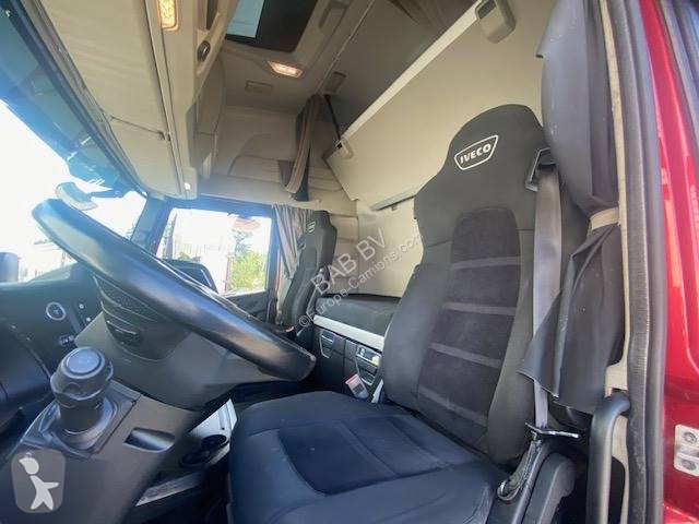 جرار Iveco