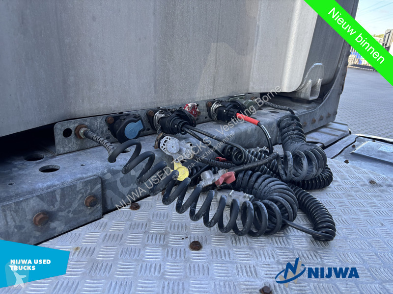 جرار Volvo 500 XL 6x2/4 Retarder + VDS