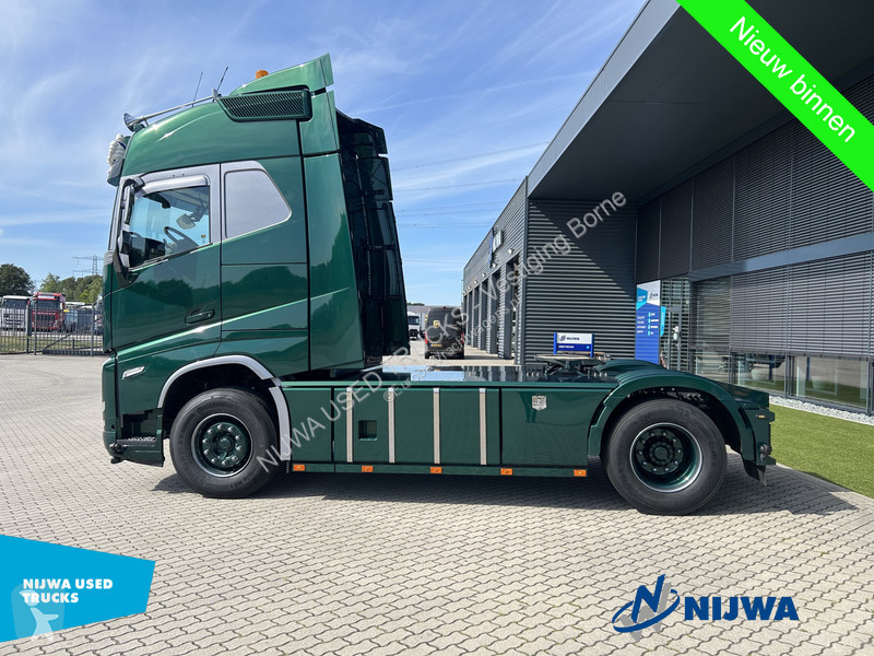 جرار Volvo 500 TC 4x2 Showtruck + I-Park