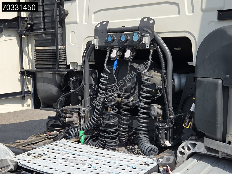 جرار Volvo FH 460 4X2 Globe Mega XL 2x Tanks...