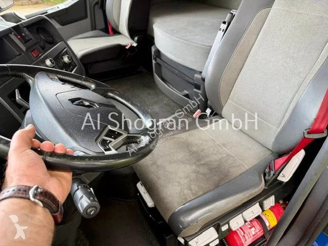 جرار Renault T460...