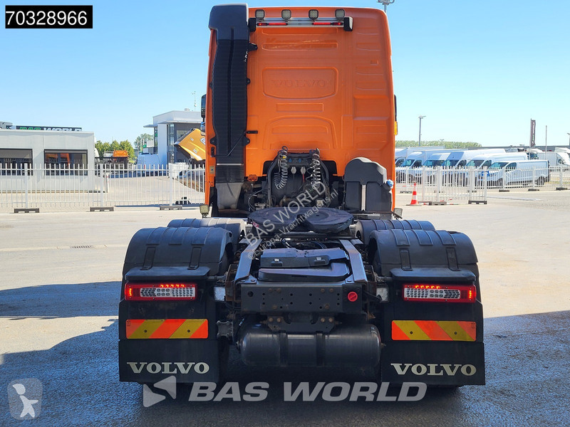جرار Volvo 6X2 Globe Lift+Lenk Retarder...