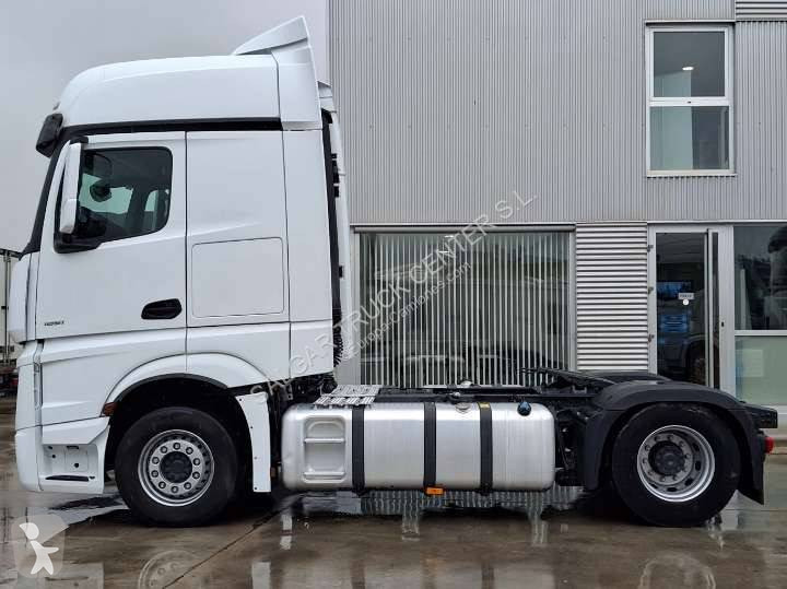 جرار Mercedes