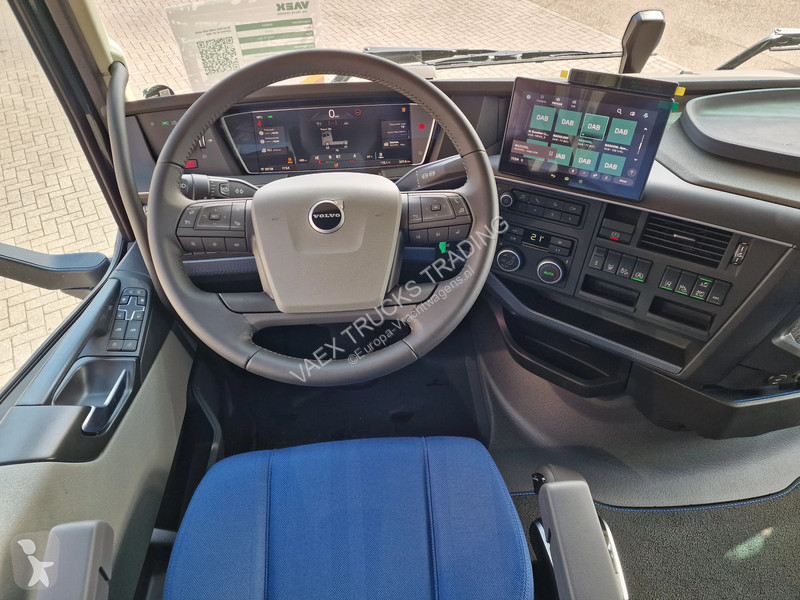 Traktor Volvo 13540 Aero Globetrotter XL 4x2 -...
