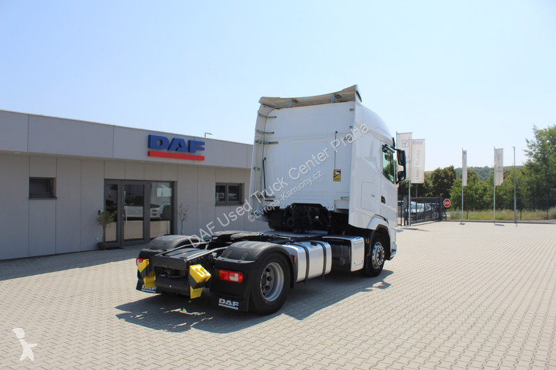 جرار DAF XG  FT 4X2