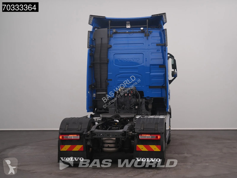 Cap tractor Volvo 500 4X2 Retarder Standklima...