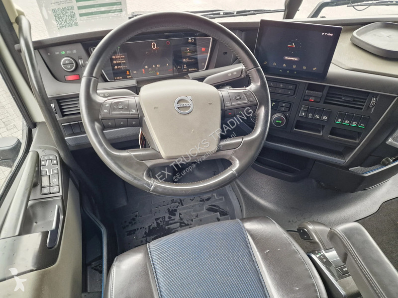 Tracteur Volvo 13460 Globetrotter XL 4x2 - I...