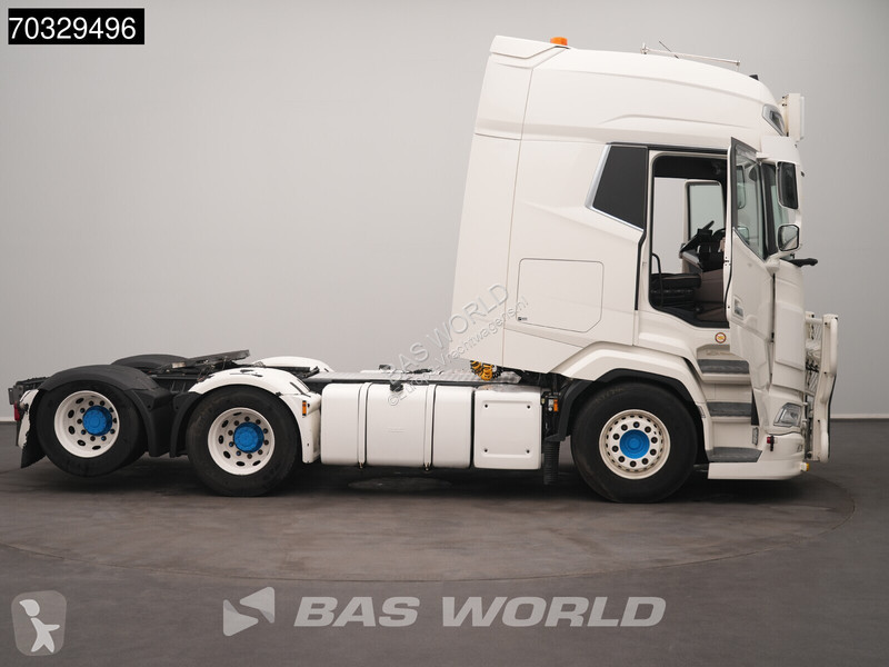 Traktor DAF + 530 + 6X2 NL-Truck Full-Air...