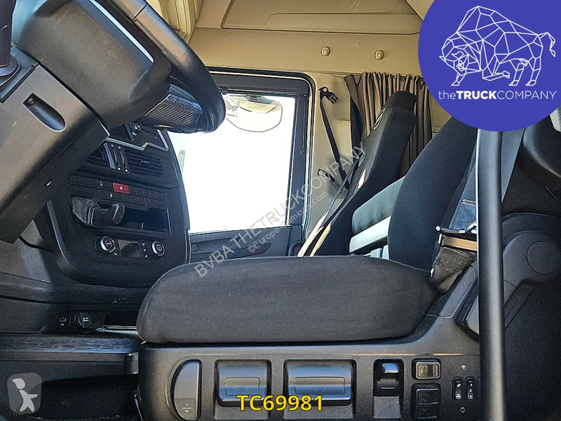 Trekker Iveco S-Way 460