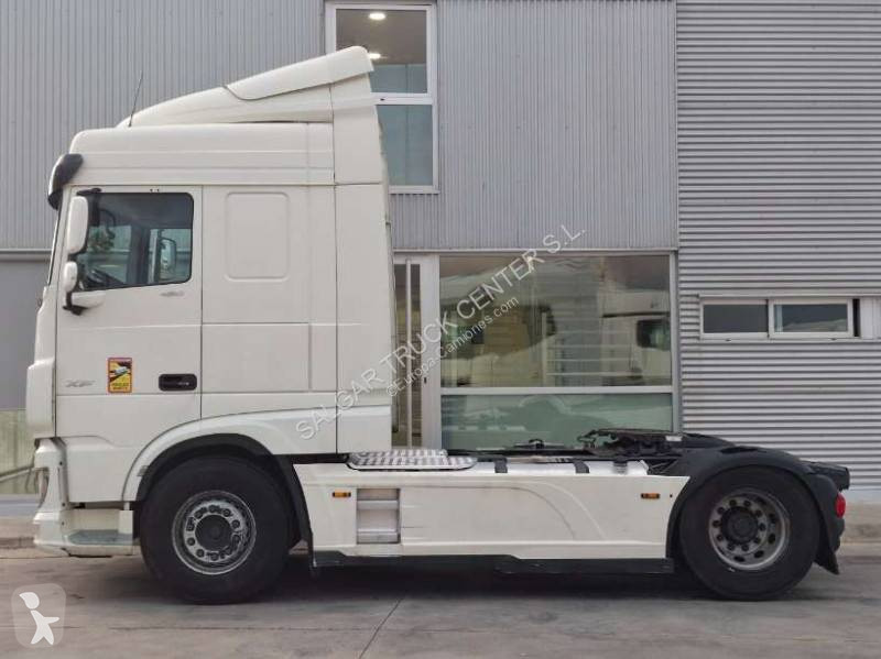 Cabeza tractora DAF
