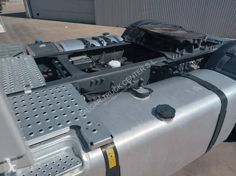 Cabeza tractora Volvo