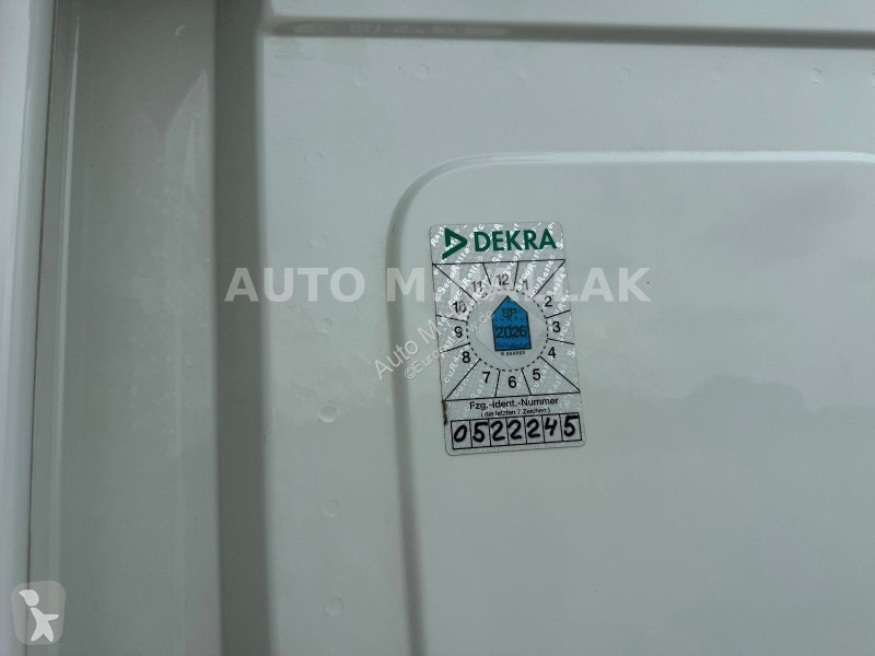 Trekker Mercedes 1845 LSnRL BigSpace Low Liner...