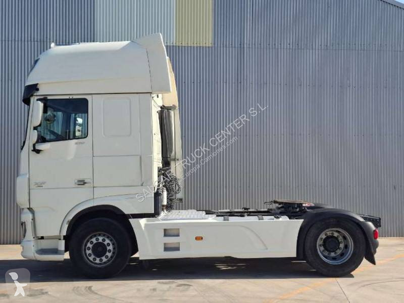 Cabeza tractora DAF
