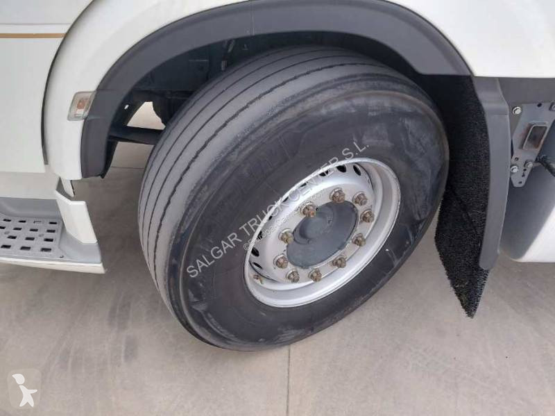 Cabeza tractora DAF