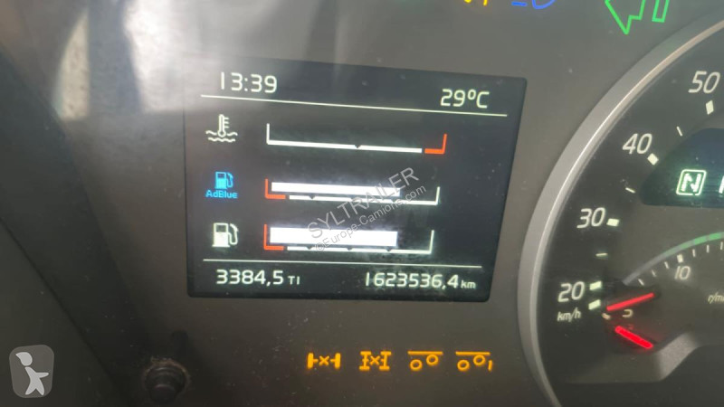 Trekker Volvo 500