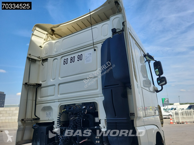 Trekker DAF 530 6X4 SC Retarder ACC Navi Big Axles