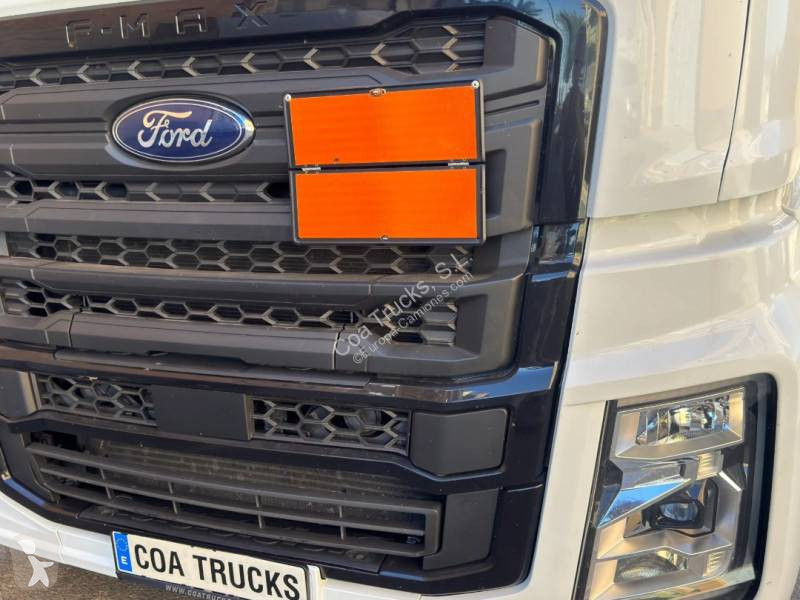 Cabeza tractora Ford Trucks