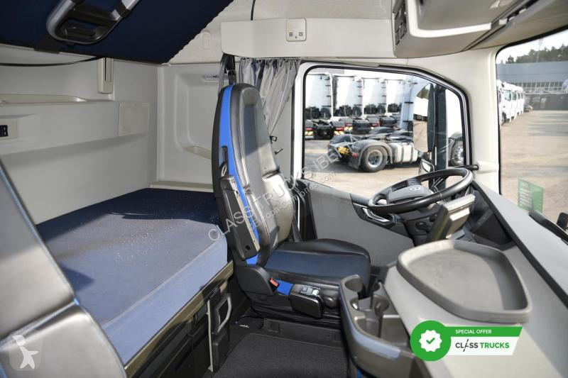Cabeza tractora Volvo 500 Globetrotter XL Varios