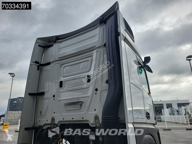 Cabeza tractora Mercedes 1845 4X2 StreamSpace...