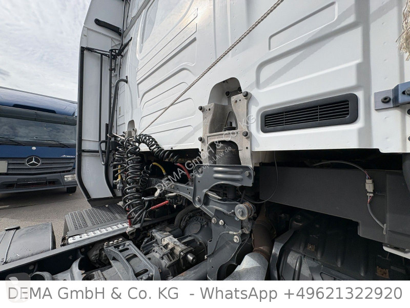 Cabeza tractora Scania...