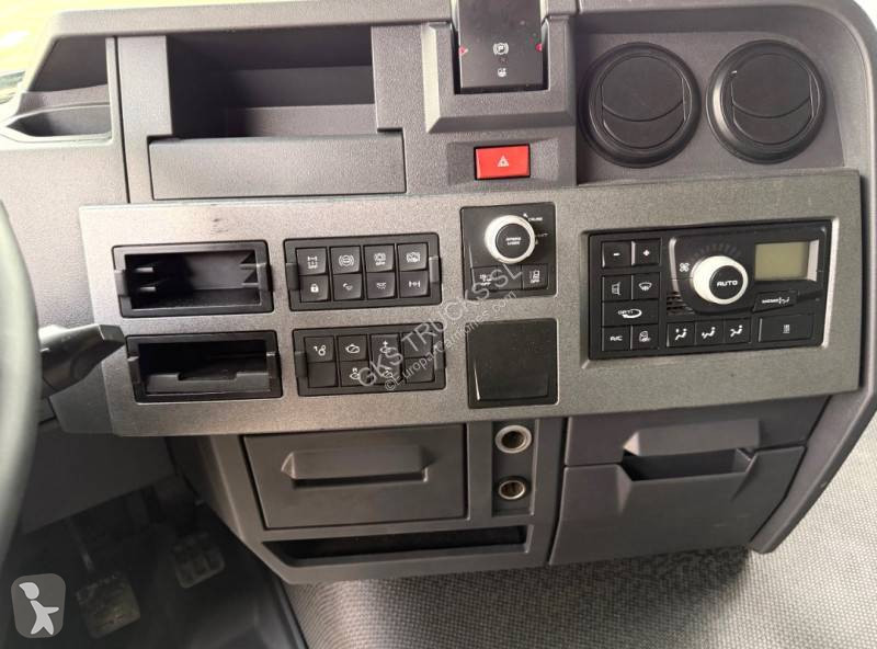 Cabeza tractora Renault 480
