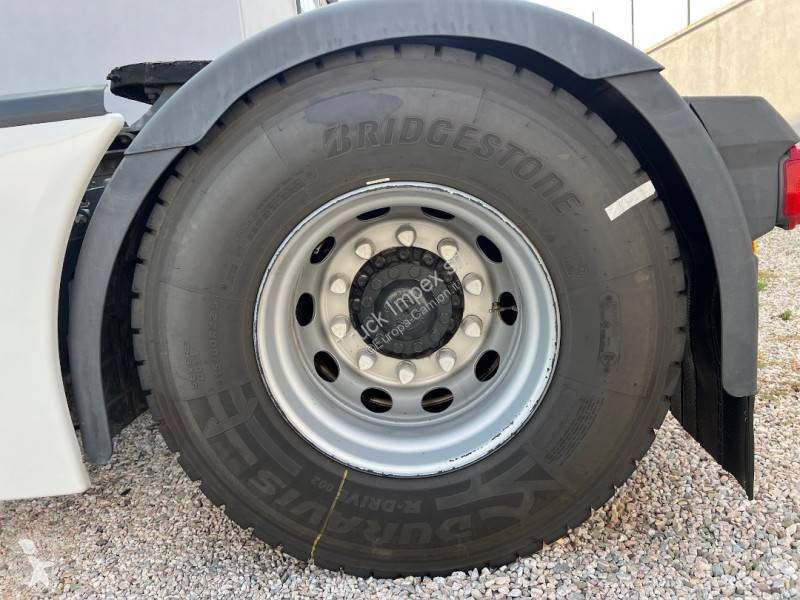 Cabeza tractora Iveco 490