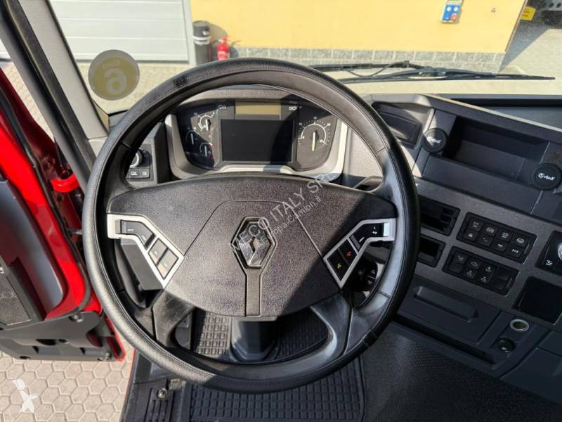 Cabeza tractora Renault 460