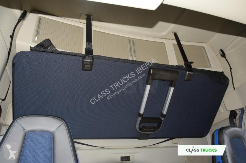 Cabeza tractora Volvo 500 Globetrotter XL