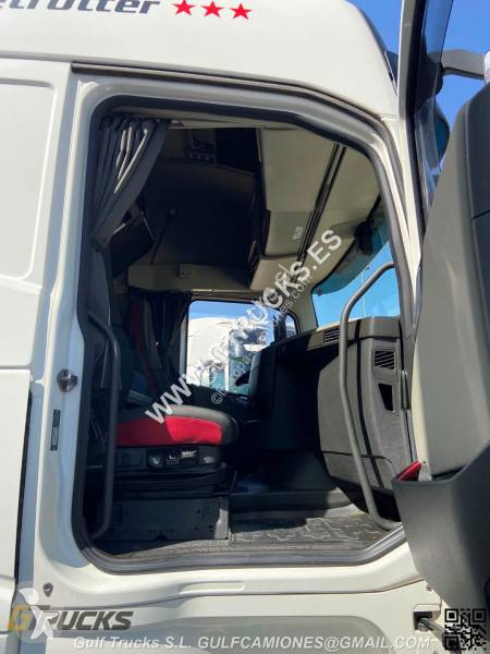 Cabeza tractora Volvo 500 Globetrotter
