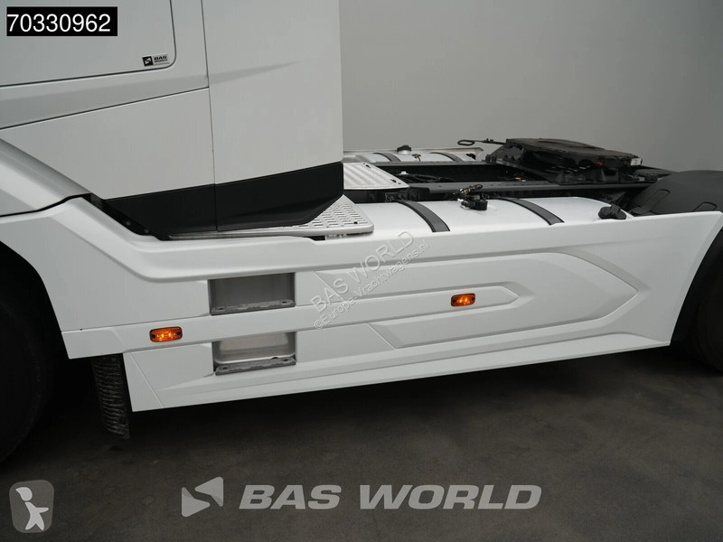 Tahač DAF + 530 4X2 Retarder 2x Tanks...
