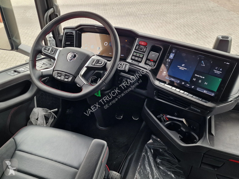 Tahač Scania R590 V8 NGS Highline 6x2 - New -...