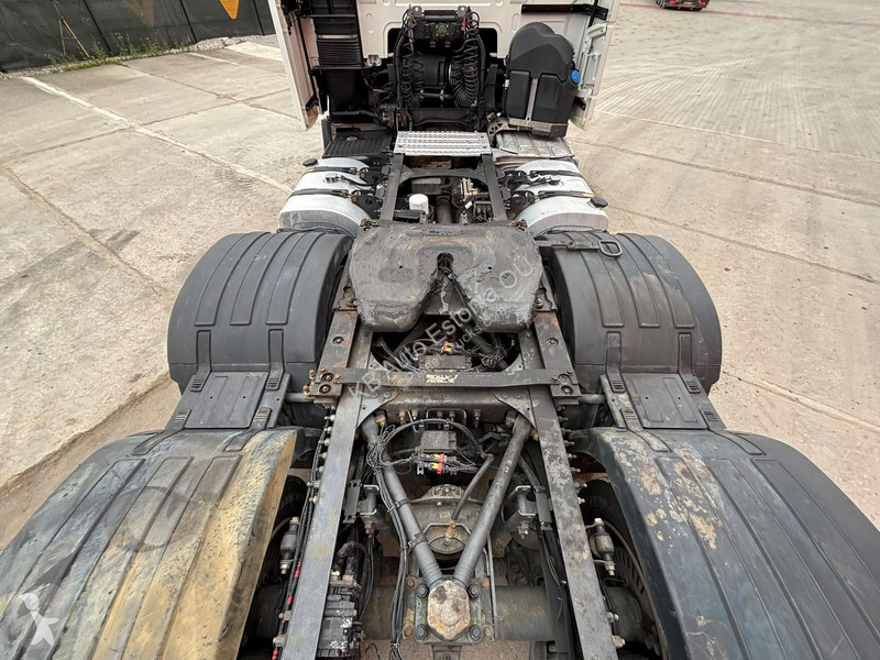جرار Volvo 500 6x2 GLOBE XL / RETARDER / DOUBLE...