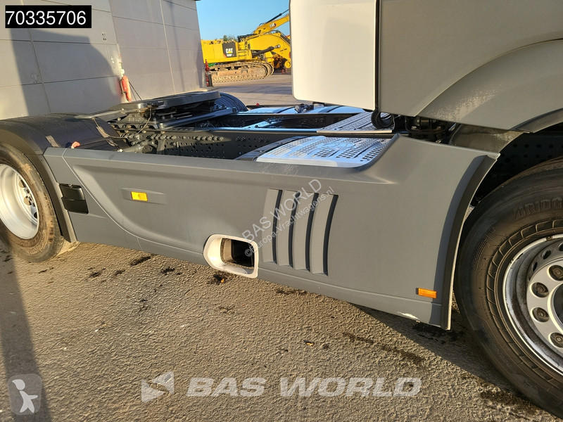Cabeza tractora Mercedes 1845 4X2 StreamSpace...