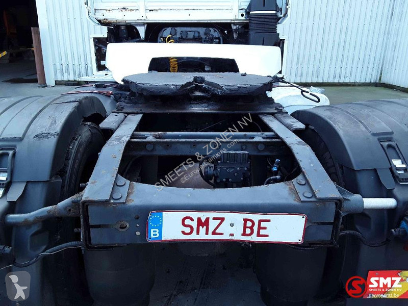 Nyergesvontató Renault 440 2 tanks