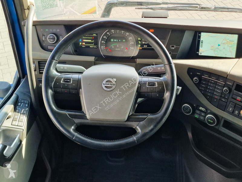 Tractor Volvo 13500 Globetrotter 4x2 -...